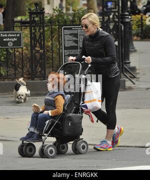 Jane Krakowski and her son Bennett out for a stroll near Washington Square Park  Featuring: Jane Krakowski,Bennett Robert Godley Where: New York City, New York, United States When: 05 Nov 2014 Stock Photo