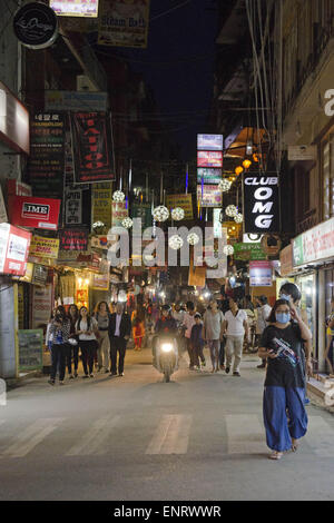 Kathmandu, Nepal. 10th May, 2015. Thamel - One of the most popular tourist hubs in Kathmandu. The death toll from Nepal's April 25 earthquake now stands at 8,020. Also 17,866 people are injured and 366 are still missing as of Sunday evening. It's been more than two weeks since the 7.8 magnitude earthquake hit Nepal on Saturday 25th April, and the death toll continues to rise. © Sumit Shrestha/ZUMA Wire/ZUMAPRESS.com/Alamy Live News Stock Photo