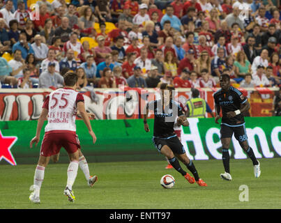 Harrison, new Jersey, USA. May 18, 2022: New York Red Bulls midfielder  Aaron Long (33) fields the ball during a MLS game between the Chicago Fire  and the New York Red Bulls