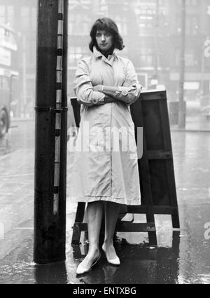 Salford born playwright Shelagh Delaney, pictured after a press conference reception prior to her new play 'The Lion In Love' opening at the Palace Theatre, Manchester. September 1960. Stock Photo