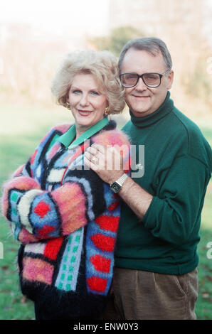 Anne Charleston & Ian Smith stars of Australian Day Time Soap Neighbours, pictured 30th November 1989. Stock Photo