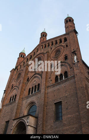 the majestic Cathedral of Cremona Stock Photo