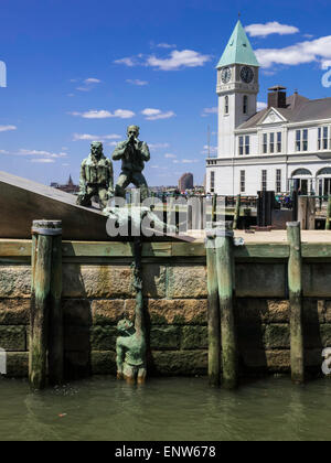 American Merchant Mariners' Memorial with City Pier A in Background, NYC Stock Photo