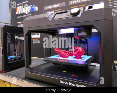 3D Printer Display in Home Depot, NYC Stock Photo