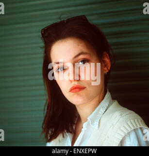 Die deutsche Schauspielerin Nicolette Krebitz, Portrait, 04/1991. German actress Nicolette Krebitz, 1991. Stock Photo