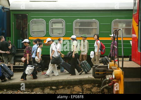 Platform area of the Lao Cai railway station in Vietnam Stock Photo