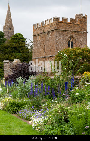 Broughton Castle, a medieval manor house and home to the Fiennes family in Oxfordshire Stock Photo