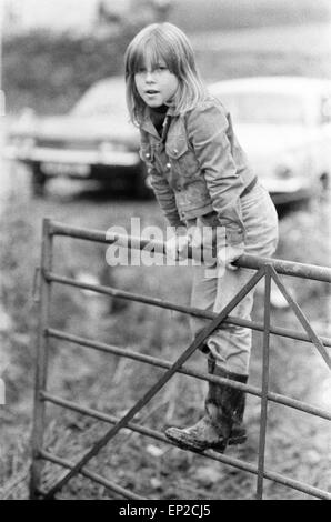 Lady Frances (10), daughter of Lord Lucan, pictured on the grounds of secret hideaway in Cornwall, 19th November 1974. Richard John Bingham, 7th Earl of Lucan, popularly known as Lord Lucan, was a British peer, who disappeared in the early hours of 8 November 1974, following the murder of Sandra Rivett, his children's nanny, the previous evening. There has been no verified sighting of him since then. On 19th June 1975, an inquest jury named Lucan as the murderer of Sandra Rivett. He was presumed deceased in chambers on 11th December 1992 and declared legally dead in October 1999. Stock Photo