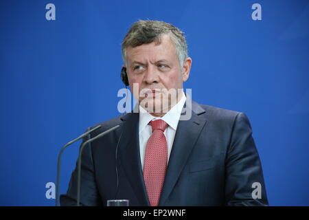 Berlin, Germany. 13th May, 2015. Jordan Abdullah II. Ibn al-Hussein talks on Syrian refugee-wave, humanitarian aid and Palestinian conflict, during his official visit in Germany and meeting with Chancellor Angela Merkel. © Jakob Ratz/Pacific Press/Alamy Live News Stock Photo