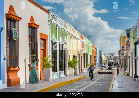 Colonial Spanish houses, Calle 59 pedestrian area in Campeche, Yucatan Peninsula, Mexico Stock Photo