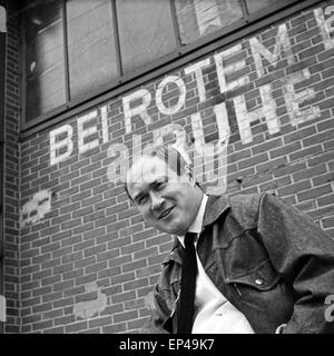 Der Tod auf dem Rummelplatz, Fernsehfilm, Deutschland 1958, Regie: Joachim Hess, Drehpause Stock Photo