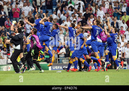 Madrid, Spain. 13th May, 2015. Juventus players celebrates after the UEFA Champions League semi final second leg match between Real Madrid CF and Juventus at the Santiago Bernabeu stadium in Madrid, Spain. Credit:  James Gasperotti/ZUMA Wire/Alamy Live News Stock Photo