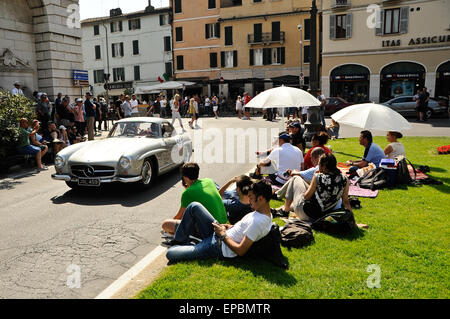 Brescia, Italy. 14th May 2015. The vintage cars of  Mille Miglia 2015 pass the city of Brescia at 1000 Miles Historic Road Race Credit:  Gaetano Piazzolla /Alamy Live News Stock Photo