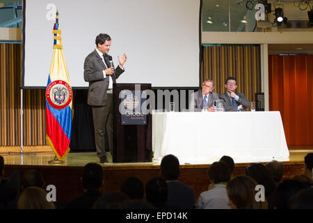 Sergio Jaramillo Caro, Alto comisinado para la paz visita Londres - High commissioner for peace visits London. Stock Photo