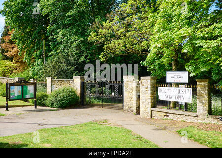 Entrance To Hall Park Rushden Northamptonshire UK Stock Photo