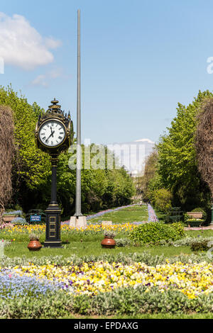 The Cismigiu Gardens (Parcul Cismigiu) is one of the largest and most beautiful public parks in downtown Bucharest built in 1847 Stock Photo