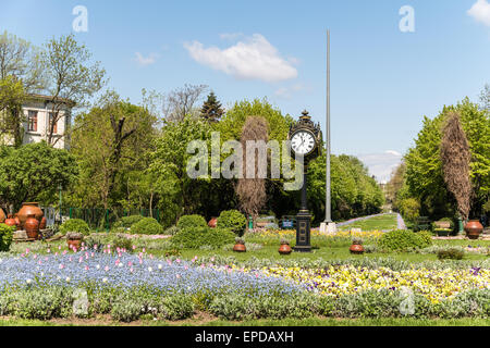 The Cismigiu Gardens (Parcul Cismigiu) is one of the largest and most beautiful public parks in downtown Bucharest built in 1847 Stock Photo