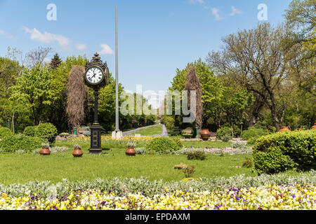 The Cismigiu Gardens (Parcul Cismigiu) is one of the largest and most beautiful public parks in downtown Bucharest built in 1847 Stock Photo