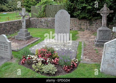 The grave of the composer Sir Edward Elgar in St Wulstan's Catholic Church graveyard, Little Malvern, Worcestershire, UK Stock Photo