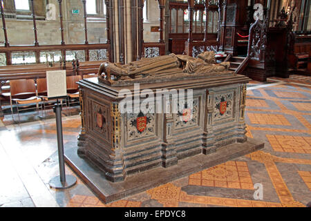 The tomb of John, King of England (1167-1216), in Worcester Cathedral, Worcester, Worcestershire, UK.