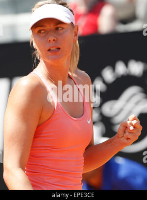 Rome, Italy. 17th May, 2015. MARIA SHARAPOVA of Russia wins the Women's Singles Final during the Italian Open tennis tournament at the Foro Italico. Credit:  Ciro de Luca/ZUMA Wire/ZUMAPRESS.com/Alamy Live News Stock Photo