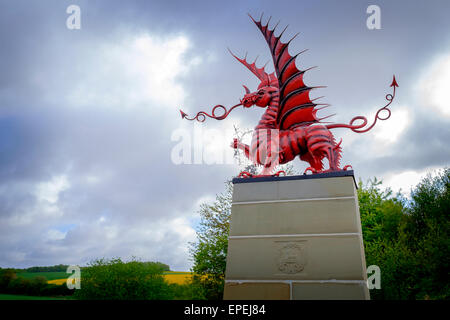 This Welsh dragon memorial overlooks the area where the 38th (Welsh) Division attacked Mametz Wood between 7th - 14th July 1916. Stock Photo