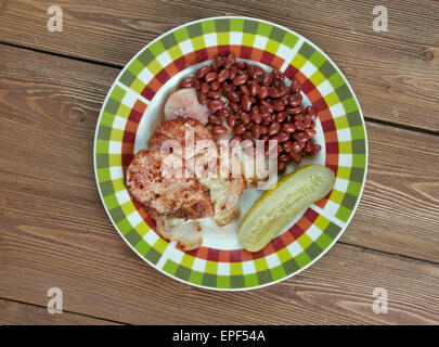 Bruna bonor och flask - Swedish Brown Beans Stock Photo