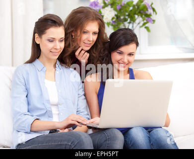 students using a laptop Stock Photo