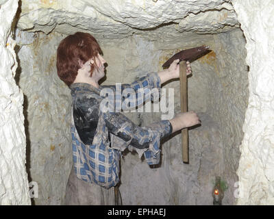 Carving the rooms at the Mellieha World War 11 Shelters, Malta Stock Photo