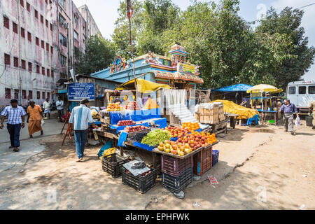 Colourful roadside fruit market trader's stall, typical street scene, Chennai, Tamil Nadu, southern India Stock Photo