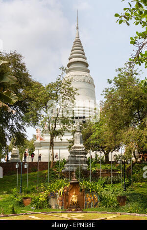 Stupa, Wat Phnom Temple, Phnom Penh, Cambodia Stock Photo