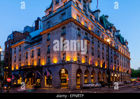 The Ritz Hotel At Night, London, England Stock Photo