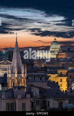 This was my second time enjoying this beautiful view of Rome from the top of the Pincian Hill (Pincio), an amazing spot overlook Stock Photo