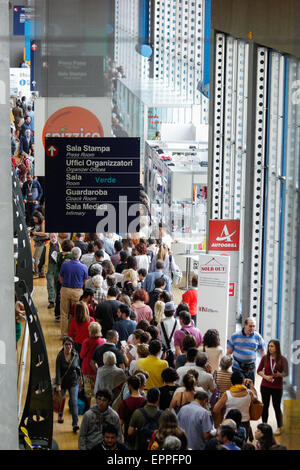 Turin, Italy. 20th May, 2015. The 28th International Book Fair of Turin has recorded 341,000 admissions, with Germany as Guest Country of Honor. A long queue to get in to attend a presentation. © Elena Aquila/Pacific Press/Alamy Live News Stock Photo