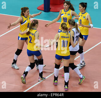 Tianjin, China. 21st May, 2015. Players of Kazakhstan celebrate for score during the group D match against the Philippines at the 2015 Asian Women's Volleyball Championship in Tianjin, north China, May 21, 2015. Kazakhstan won 3-0. © Zhang Chenlin/Xinhua/Alamy Live News Stock Photo