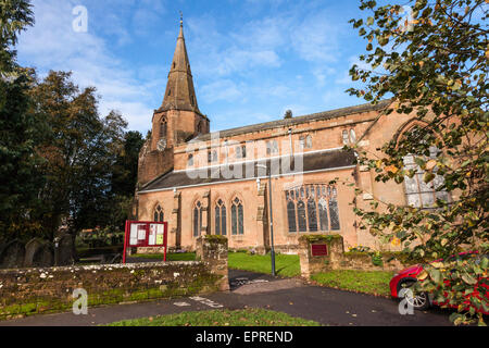 The Ancient Parish Church or St Nicholas, Kenilworth, Warwickshire, UK Stock Photo