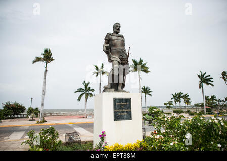 GRANADA, Nicaragua — A statue of Spanish conquistador Francisco Hernández de Córdoba stands on Calle La Calzada near Lake Nicaragua's shore. The monument honors the founder of Nicaragua and the cities of Granada and León, after whom the country's currency is named. Stock Photo