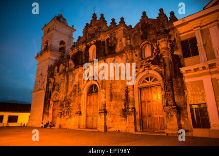 GRANADA, Nicaragua — Iglesia de la Merced is regarded as one of the most beautiful of Granada's churches. It was originally built in 1539, but in subsequent centuries it was destroyed or damaged and rebuilt several times. The current baroque facade dates to 1783. The church's most recent renovation came after being being damaged by William Walker's men in 1854, with the restoration done in 1862. Stock Photo