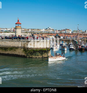 Ramsgate, Kent 21 May 2015. Motor Yacht and Dunkirk veteran, Elvin leaving Ramsgate Royal Harbour for Dunkirk. Credit:  Paul Martin/Alamy Live News Stock Photo