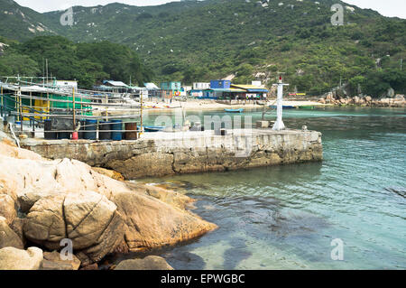 dh Village PO TOI HONG KONG Tai Wan bay village pier Stock Photo