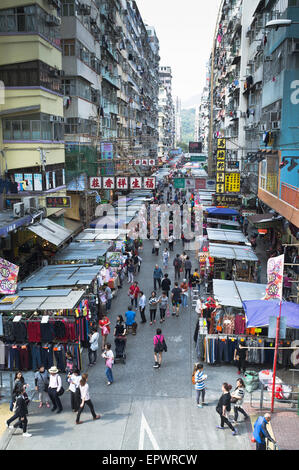 dh Ladies Market MONG KOK HONG KONG Market stalls and people Kowloon mongkok tung choi street asia Stock Photo