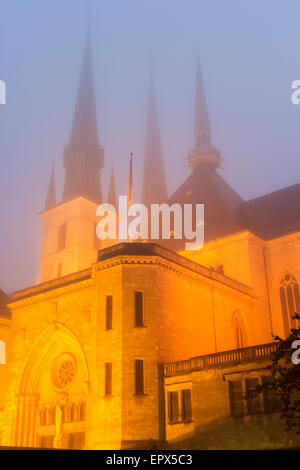 Luxembourg, Luxembourg City, View of Notre Dame Cathedral in fog Stock Photo