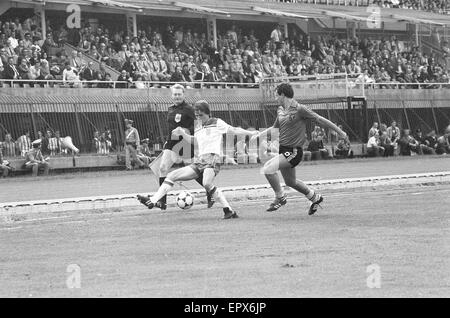 Belgium v England, European Championship Match, Group Stage, Group 2, Delle Alpi, Turin, Italy, 12th June 1980.   Final score: Belgium 1-1 England Stock Photo