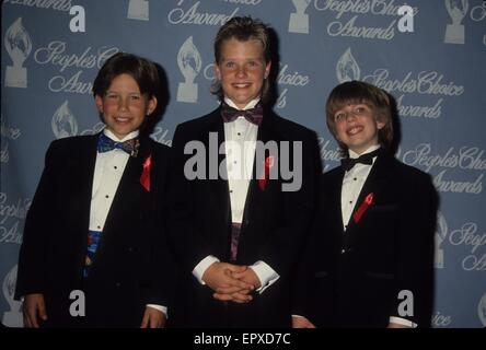 Zachery Ty Bryan Shares #TBT Pics With Jonathan Taylor Thomas