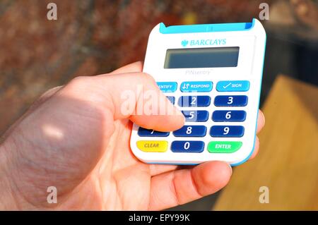NEW Barclays PINsentry Pin Sentry Security Online Banking Reader Card Bank Chip. 