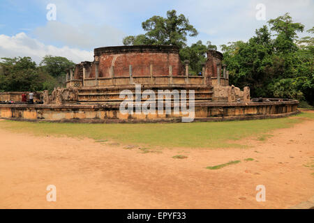 Vatadage building, The Quadrangle, UNESCO World Heritage Site, the ancient city of Polonnaruwa, Sri Lanka, Asia Stock Photo