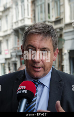 Brussels, Belgium. 22nd May, 2015. Prime Minister of Interior Jan Jambon visit to the Jewish museum in Brussels, to see thee four people killed during a shooting. © Jonathan Raa/Pacific Press/Alamy Live News Stock Photo