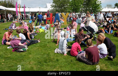 Hay Festival, Powys, Wales - Saturday 23rd May 2015 - Day 3 - The first weekend of the the Festival and the sunny weather has attracted large crowds including families for the Bank Holiday weekend. Stock Photo