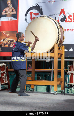 16 May 2015 FestivalAsia, London - Taiko drummer (Taiko West) Stock Photo