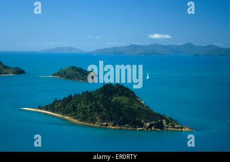 Australia, Queensland, Whitsunday islands, Denman and Planton islands  (aerial view) // Australie, Queensland, Whitsunday island Stock Photo